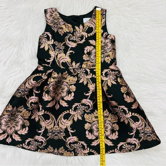 The Children’s Place Pleated Jacquard Dress - Picture 6 of 8